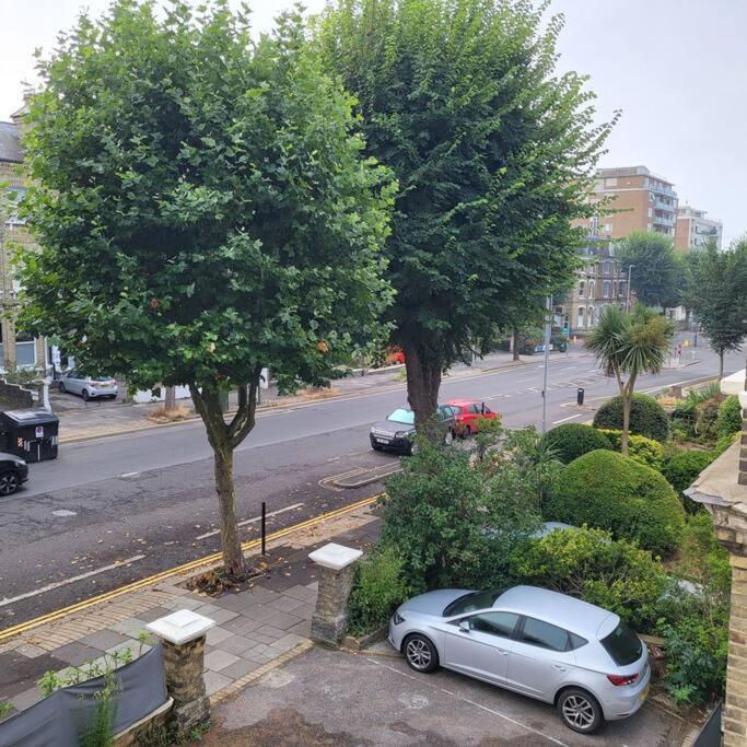 5 Luxury Spacious Loft - Prime Location - Comfortable Bed & Sofa Brighton Exteriör bild